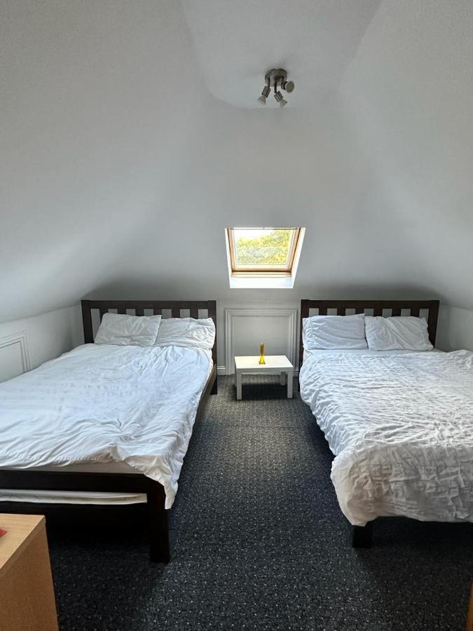Sultania Motel And Catering Hedgerley Buitenkant foto