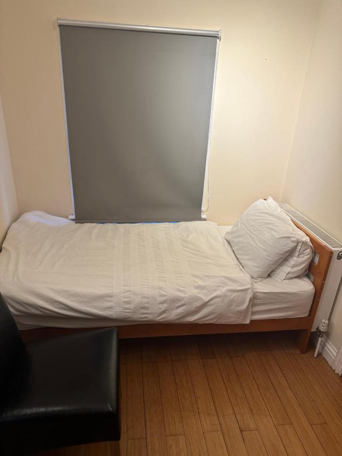 Sultania Motel And Catering Hedgerley Buitenkant foto